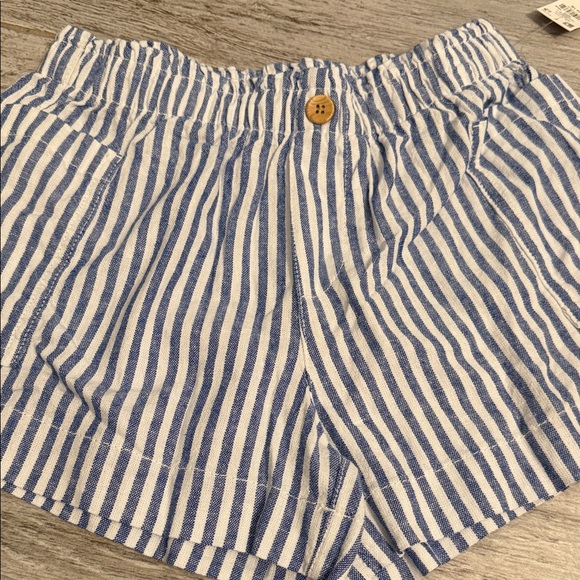 Old Navy Other - Old Navy Blue and White Striped Girl’s Shorts 10/12